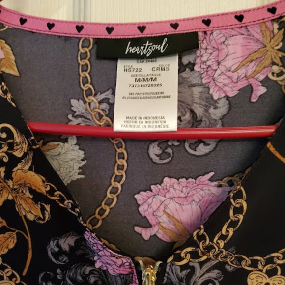 Scrub Top - Picture 2 of 2